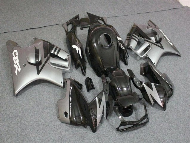 Nero Kit Carenatura Iniezione CBR 600 F3 95-98 Nero Kit Carenatura Iniezione CBR 600 F3 95-98